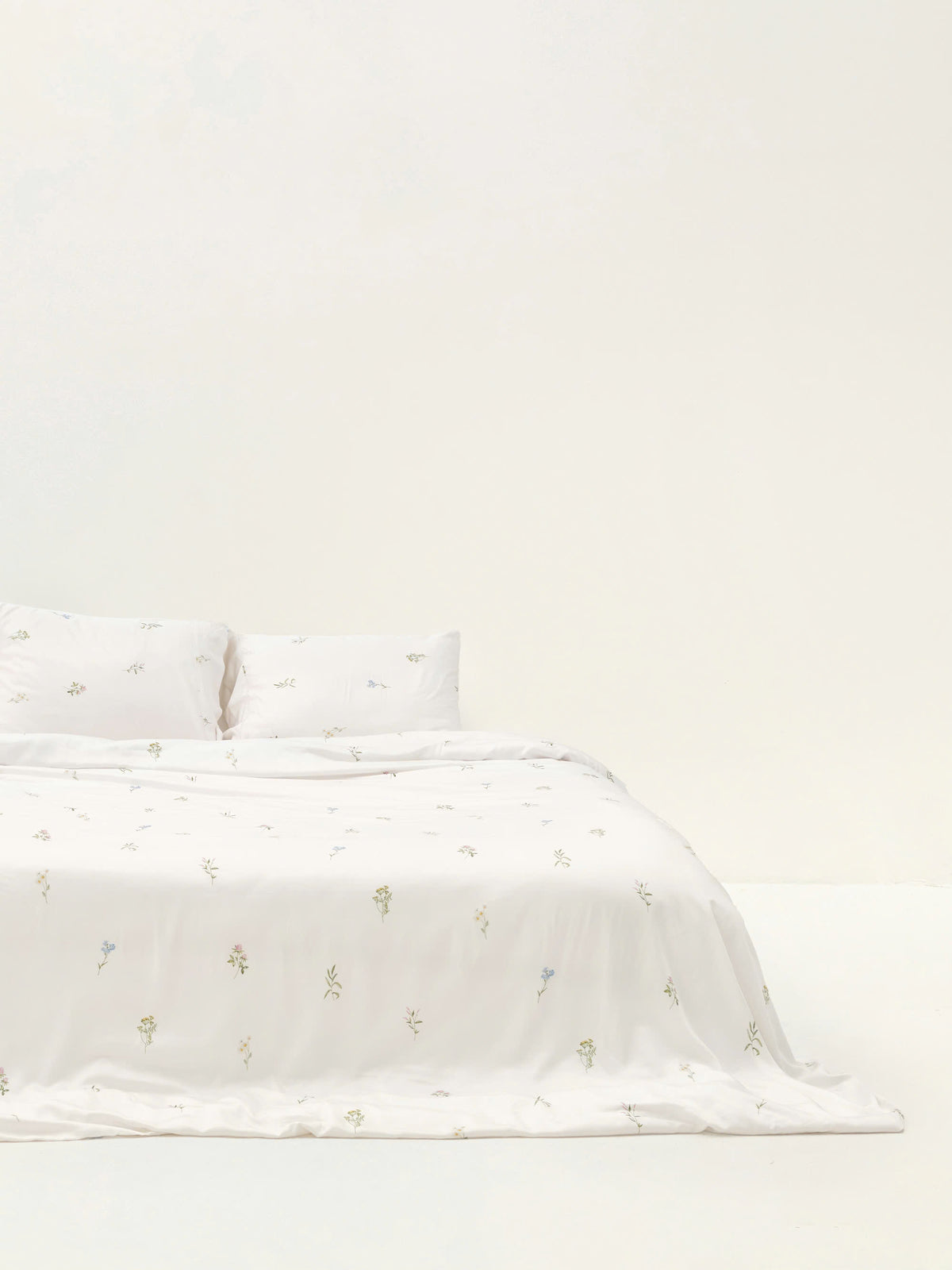 Bộ Chăn Ga Gối Sợi Tre Cao Cấp Mềm Mịn, Thoáng Mát SUNDAY