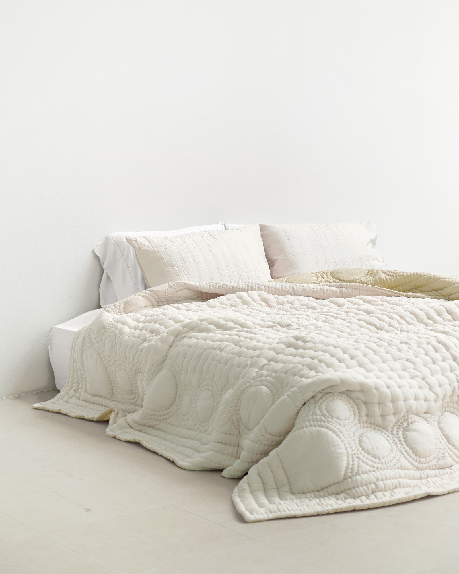 Silk Quilted Duvet - Oat &amp; Butter