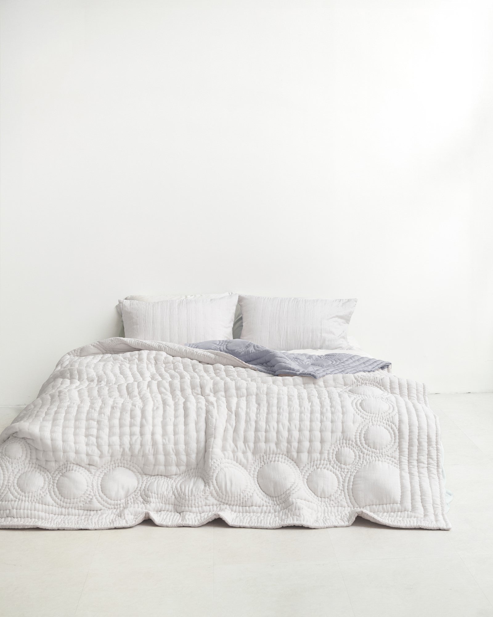 Silk Quilted Duvet - Cloudy &amp; Ivory