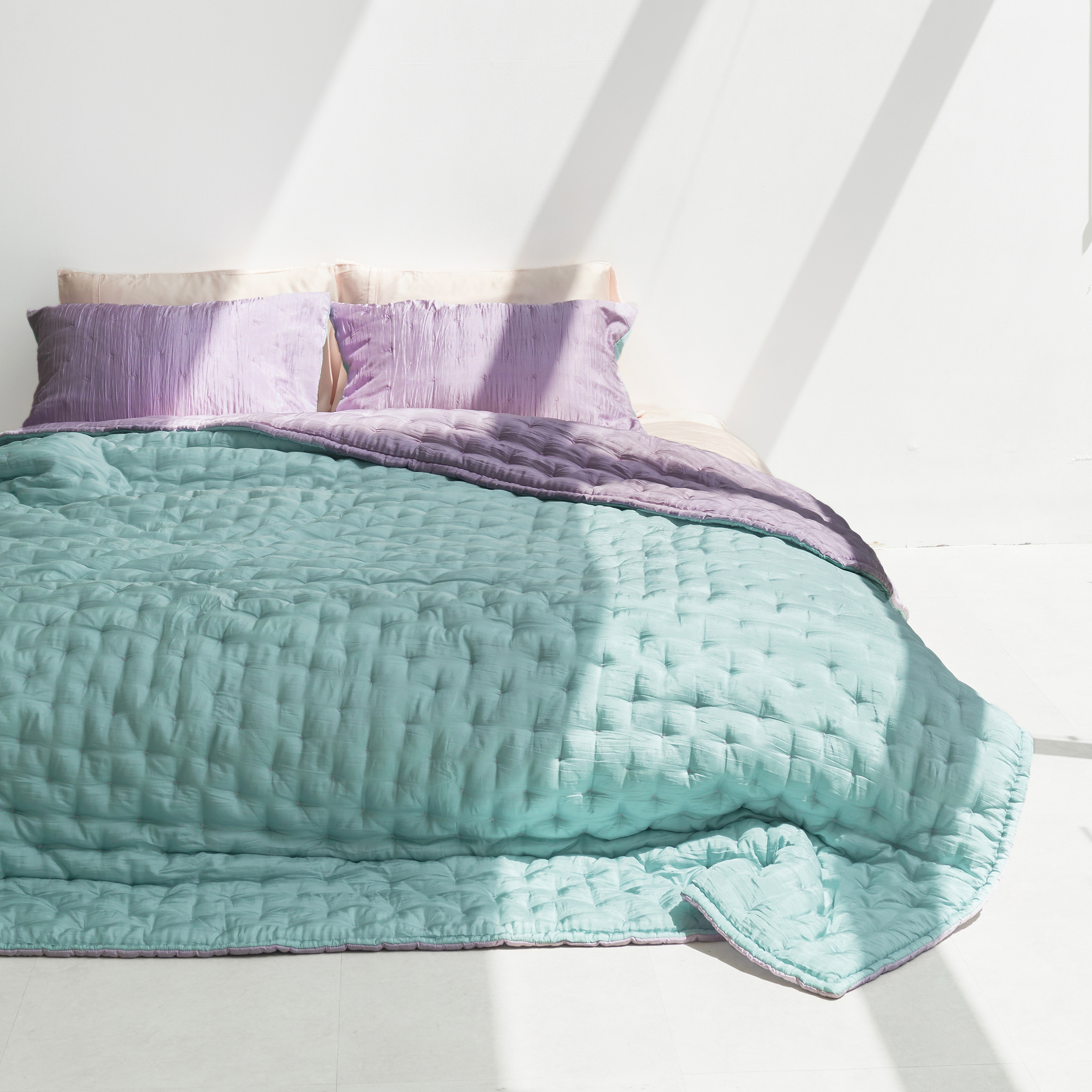 Silk Quilted Duvet - Lilac &amp; Baby Blue