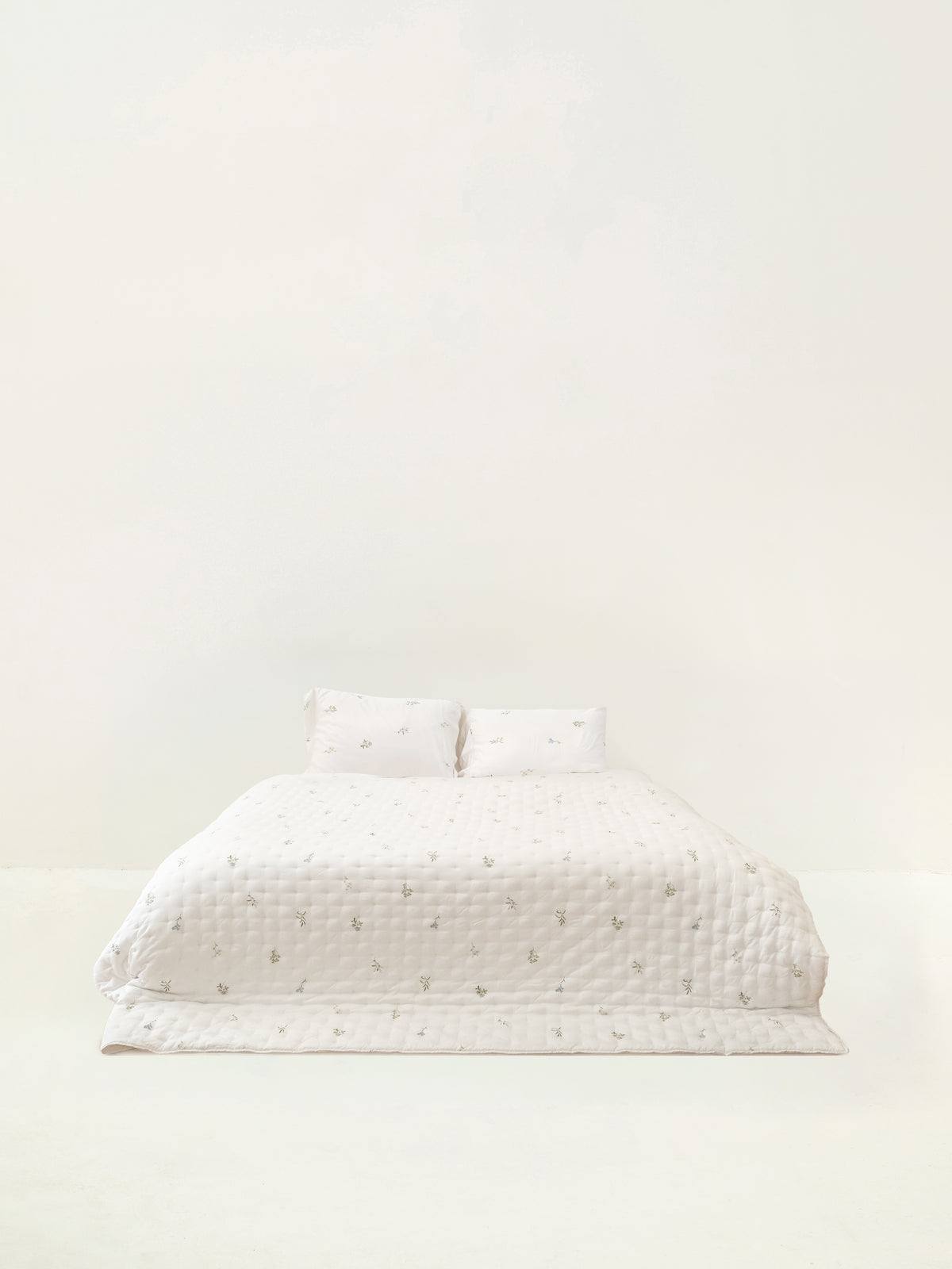 Organic Bamboo Quilted Duvet - Wildflower Picnic