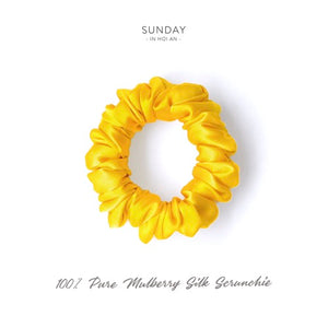 Mulberry Silk Scrunchie ( Medium) - Lemon