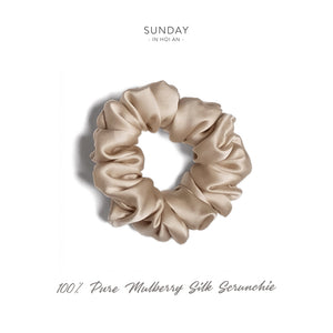 Mulberry Silk Scrunchie ( Medium) - Champagne