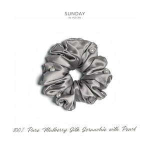 Mulberry Silk Pearls Scrunchie - Silver Grey