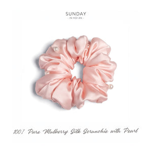 Mulberry Silk Pearls Scrunchie - Blush Pink