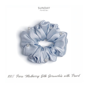 Mulberry Silk Pearls Scrunchie - Sky Blue